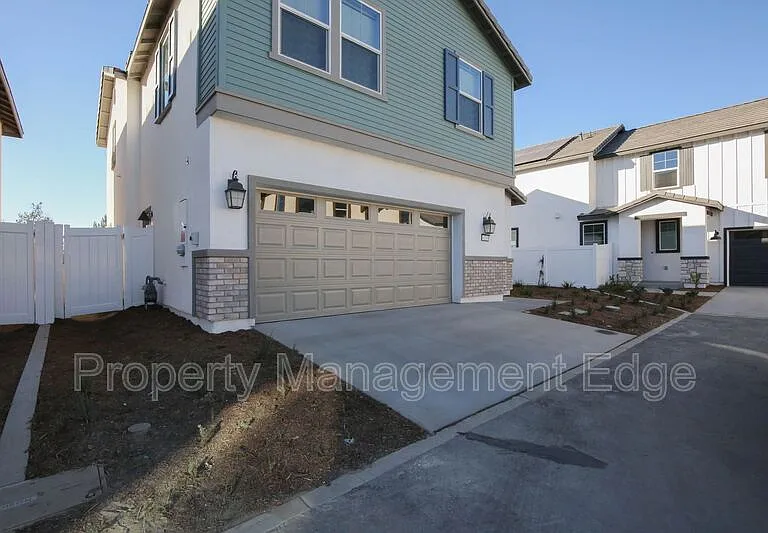 30289 Adrift Ln — Photo 3