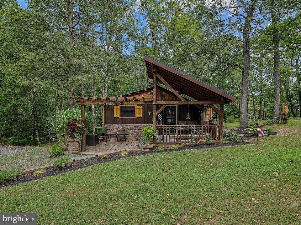 1st image of 237 Redbud Ln