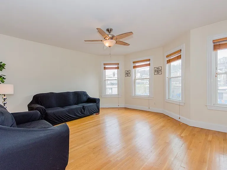 126 Minden St #3 — Photo 5