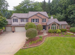 10010 Oak Island Dr, Laingsburg, MI 48848