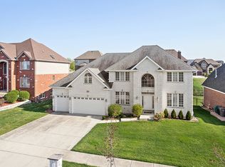10825 Scarlet Dr, Orland Park, IL 60467