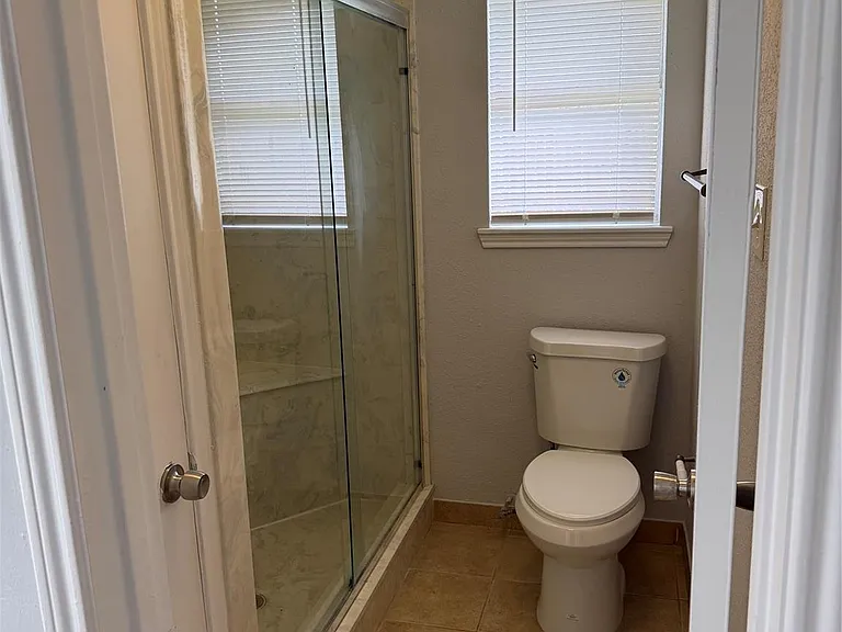 15722 Echo Canyon Dr — Photo 28
