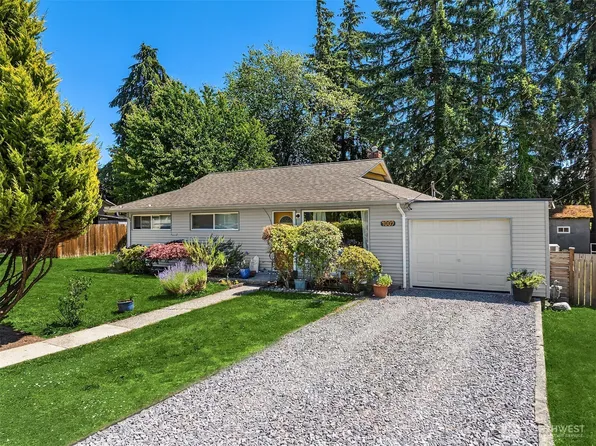 4009 NE 23rd Pl, Renton, WA 98056