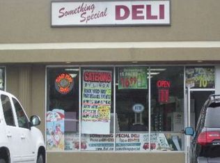 185 Merrick Rd, Amityville, NY 11701