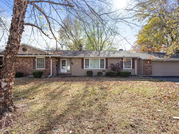 333 E Fremont St, Bement, IL 61813