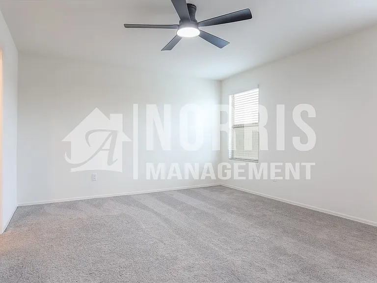 2897 N Rosewood Ln — Photo 22