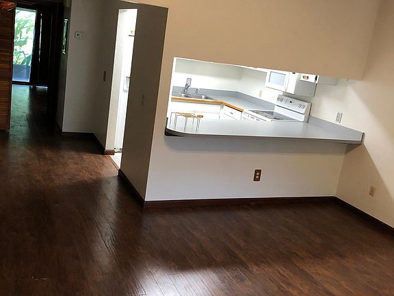 4th image of 5206 Oak Charter Ct