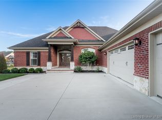 3008 Saratoga Ln, Sellersburg, IN 47172