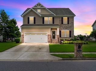 3949 Grand Isle Dr, Chesapeake, VA 23323