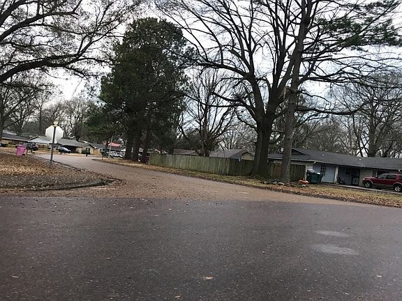 5th image of 2158 Carrolton Dr