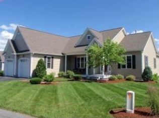 10 Beacon Ln, Amherst, NH 03031