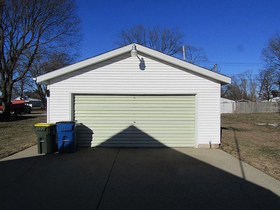 4th image of 512 E Lamotte St