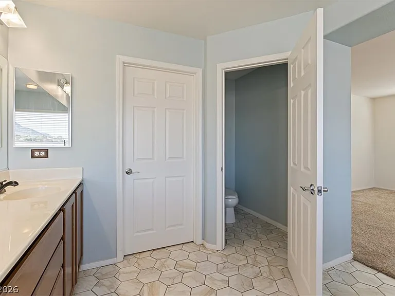 11204 Robin Park Ave — Photo 23