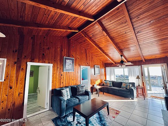 4th image of 4021 E Beach Drive