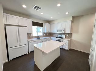 383 Mission Villas Rd, San Marcos, CA 92069