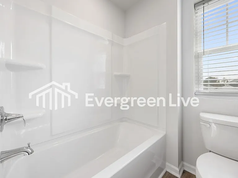 1005 Kinness Dr — Photo 22