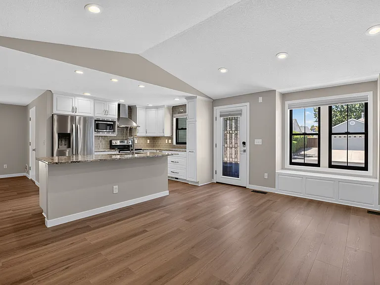 15863 SW Baler Way — Photo 7
