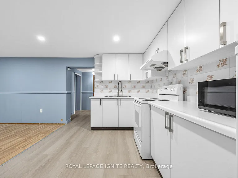 61 Jarwick Dr #BASEMENT — Photo 15