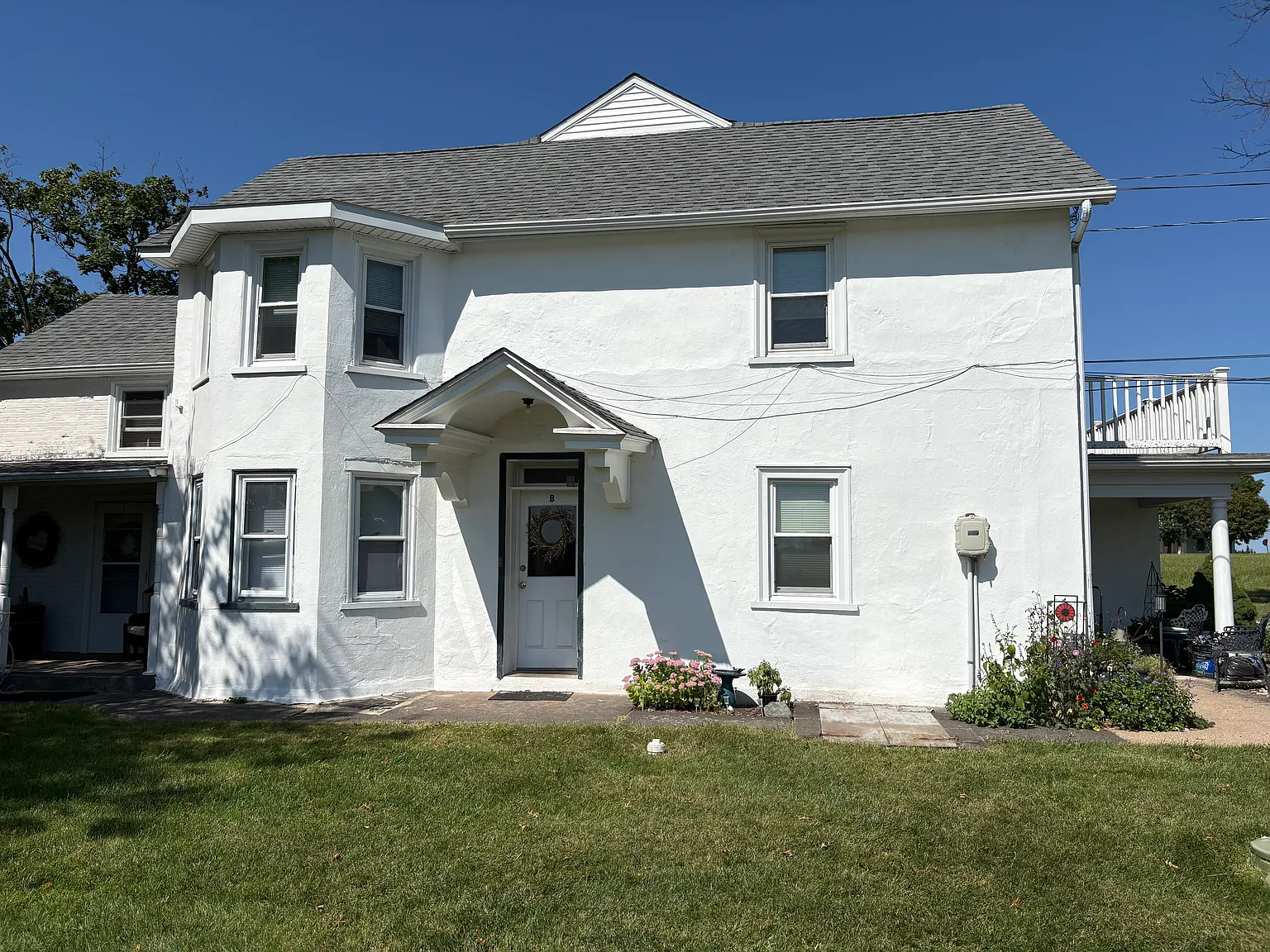 1 bed, $1,200 — Photo 1