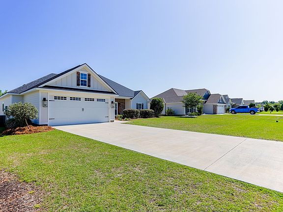 2nd image of 121 Audrey Ln