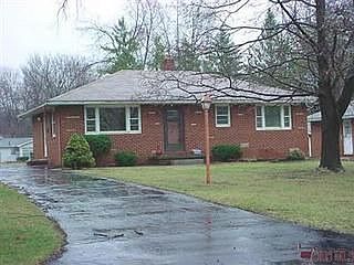 2nd image of 3255 Englewood Dr
