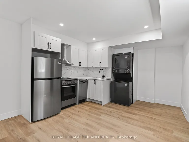 1015 Eagle Dr #7 — Photo 1