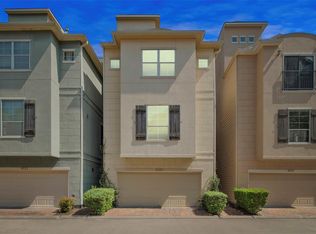 9125 Harbor Hills Dr, Houston, TX 77054