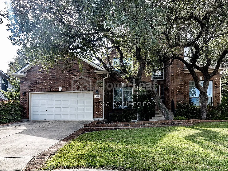 9818 Selbourne Ln