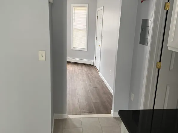 187-189 Cumberland Rd #1, Lowell, MA 01850