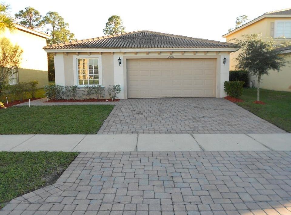 1st image of 2002 SW Jamesport Dr
