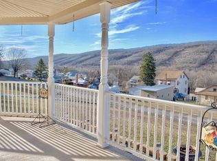 228 Orchard Hills Ln, Shamokin, PA 17872