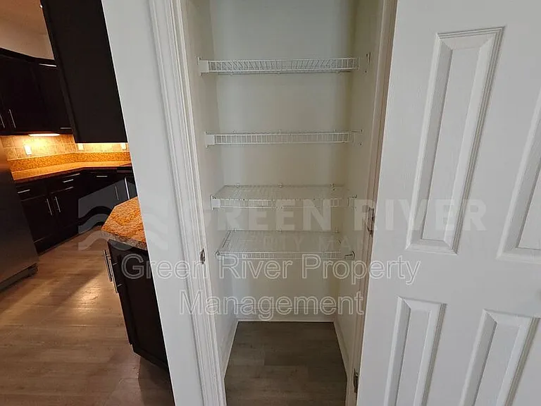3107 Zeyno Dr — Photo 11