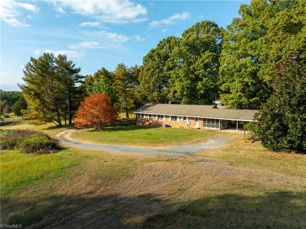 3150 Fraternity Church Rd, Winston Salem, NC 27127