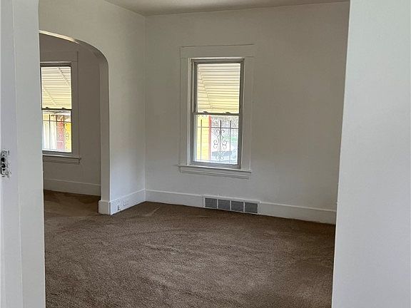 3rd image of 14517 Scioto Ave