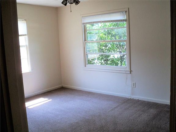 4th image of 1297 S San Jose Dr