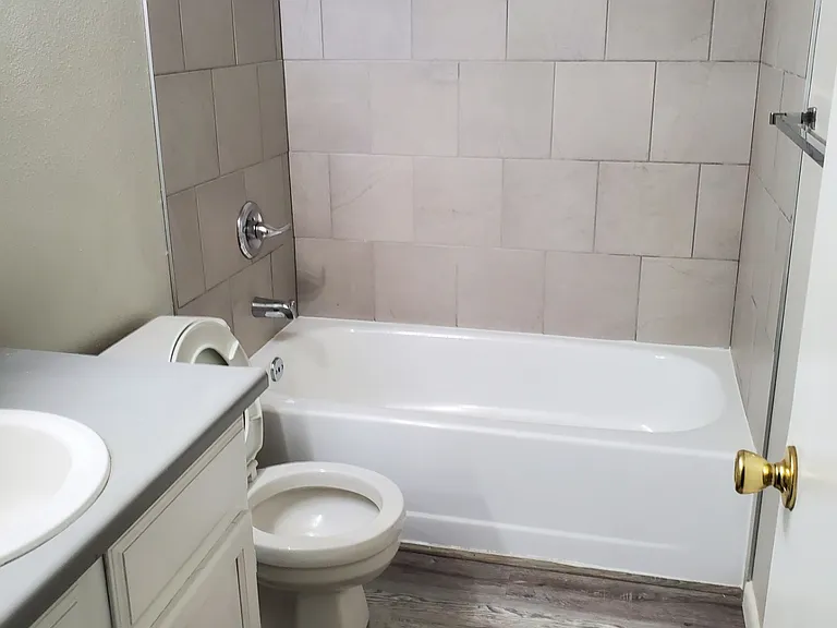 417-419 Swope Ave #419-A — Photo 3