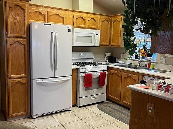 5th image of 356 Reservation Rd Space 39