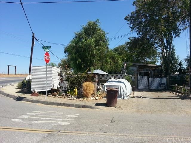 2nd image of 19582 Gustin Rd