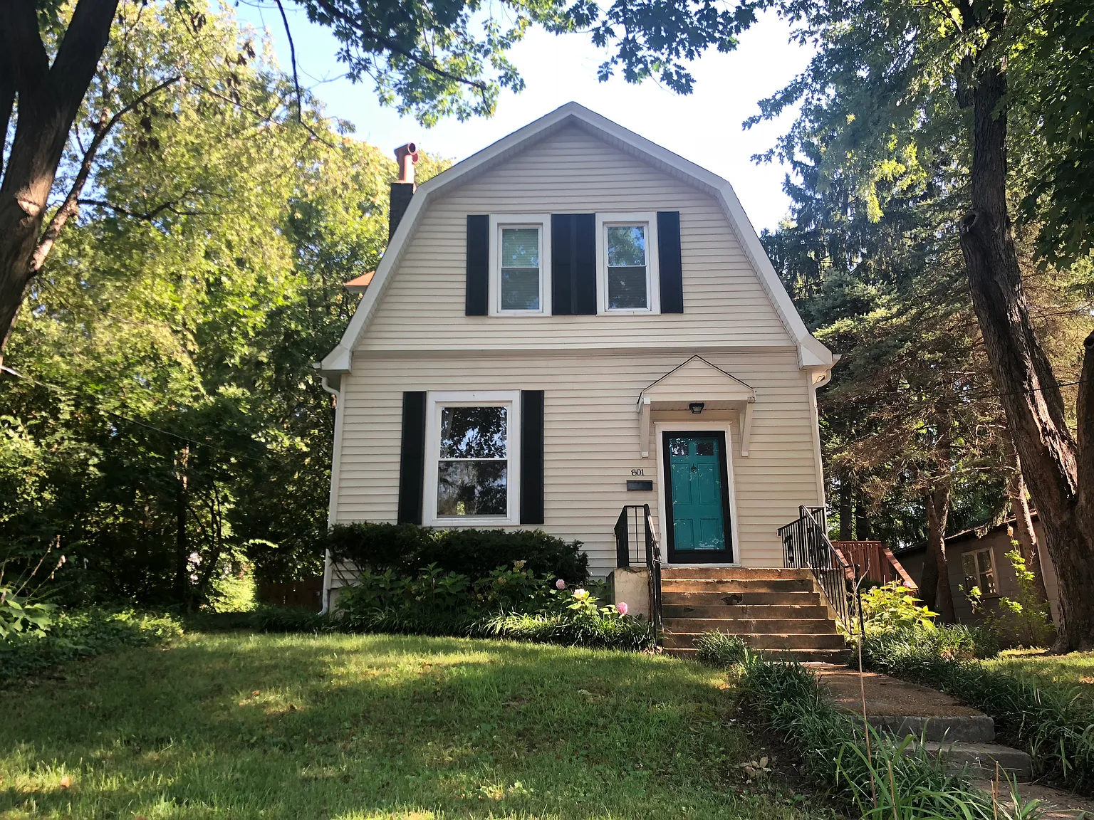 801 Greeley Ave photo 1