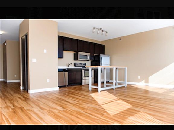 4th image of 711 Np Ave N #1403