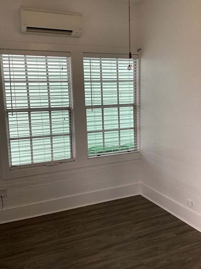 Old Town Location - 1 bed / 1 bath Apartment — Photo 2