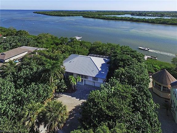 3rd image of 17041 Captiva Dr