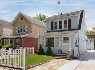 6910 Alderton St, Rego Park, NY 11374