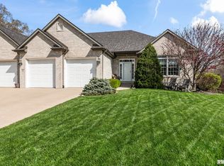 2321 Winners Cir, Springfield, IL 62702