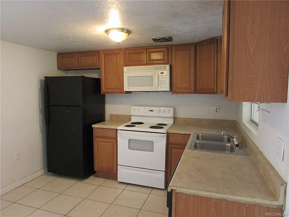 4th image of 6 S Jefferson St