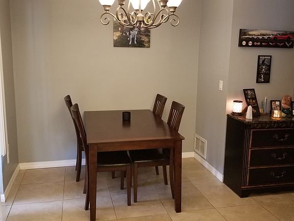 4th image of 717 Dean Ave