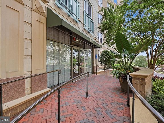 3rd image of 12001 Market St #122
