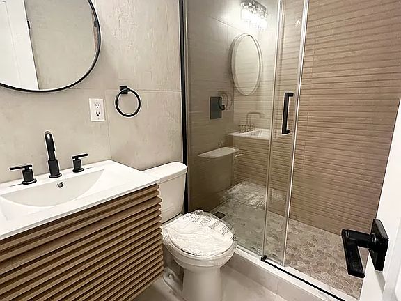 4th image of 23 Avenue A APT 2R