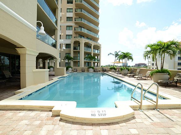 Home For Sale In The Landmark