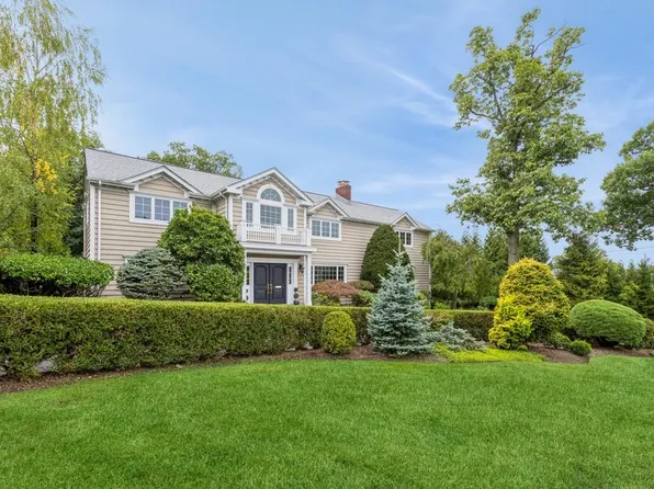 166 Churchill Rd, Tenafly, NJ 07670